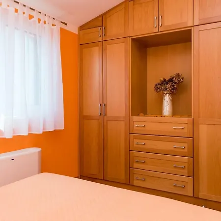 Nada Appartement Brodarica (Sibenik-Knin)