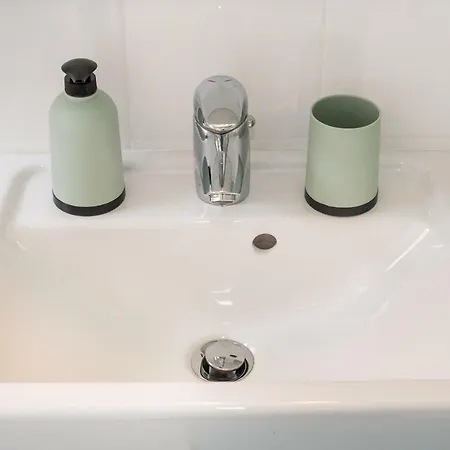 Nada *