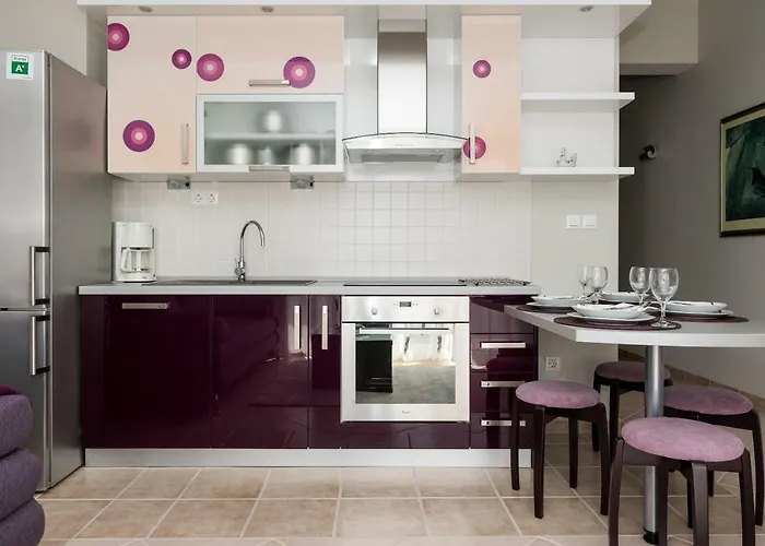 Nada 布罗达里卡